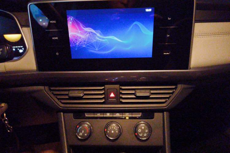 Used Volkswagen Bora 2024 200TSI DSG Comfort Edition
