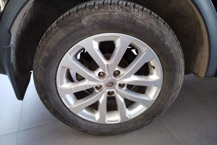 Used Renault Kadjar 2017 2.0L Two-Wheel Drive Fashion Edition
