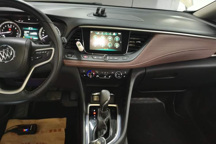 Used Buick GL6 2019 18T 6-Seater Connected Luxury Version China VI Standard
