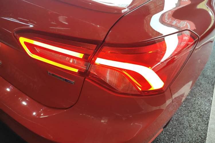 Used Ford Focus 2020 Sedan EcoBoost 180 Automatic ST Line
