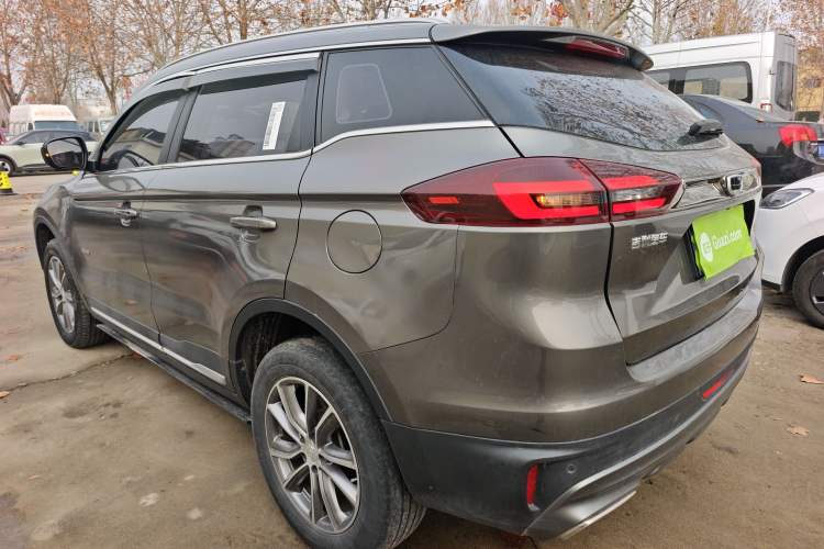 Used Geely Auto Emgrand X7 Sport 2020 1.8TD DCT Two-Wheel Drive Smart Connect 4G-Enabled Version
