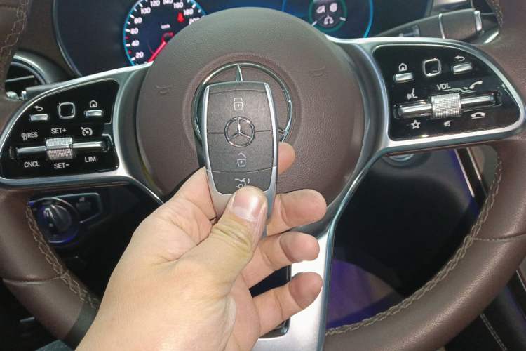 Used Mercedes-Benz GLC 2020 GLC 300 L 4MATIC Dynamic Edition
