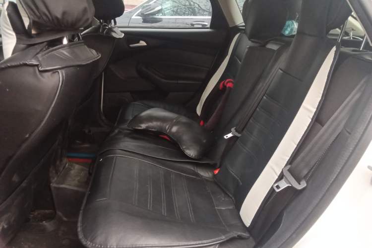 Used Ford Focus 2012 Hatchback 1.6L Automatic Fashion Edition