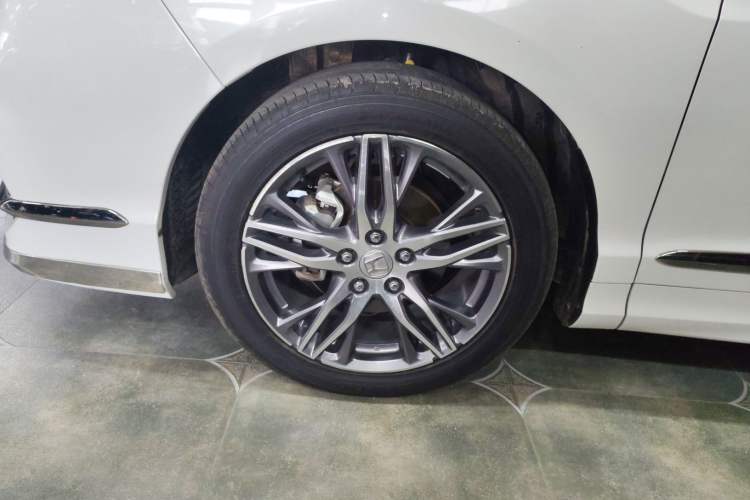Used Honda Elysion 2019 2.0L Hybrid Supreme Edition
