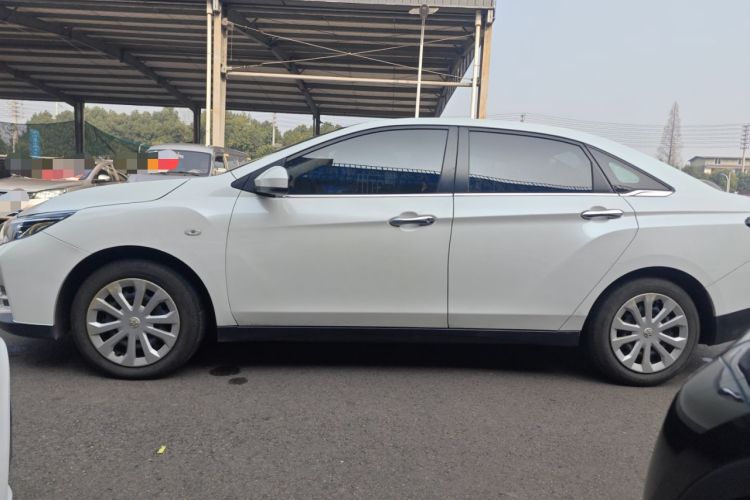 Used Venucia D60 2019 1.6L Entry Manual Fashion Edition