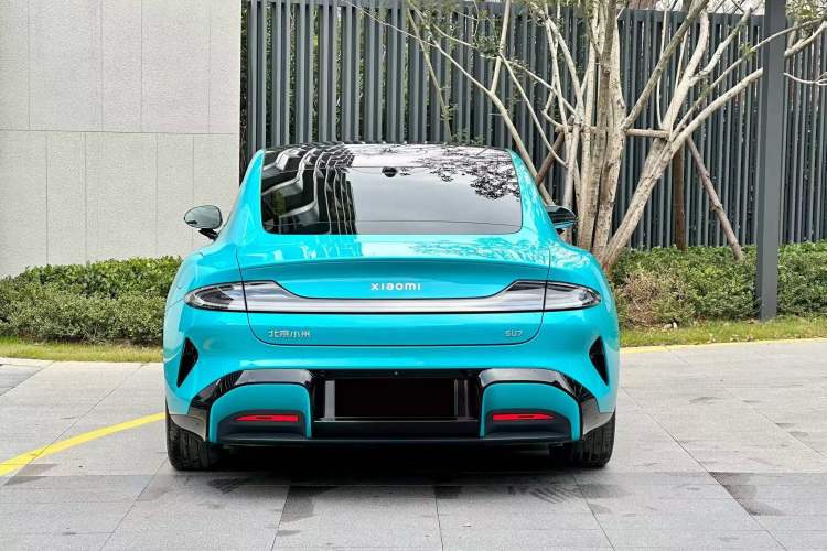 Used  SU7 2024 Rear-Drive Long-Range Intelligent Driving Version
