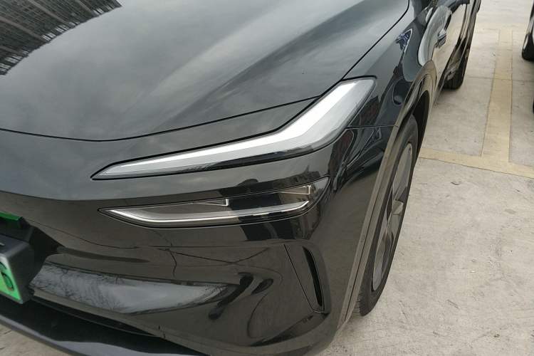 Used ONVO L60 2024 60 kWh Rear-Drive Version