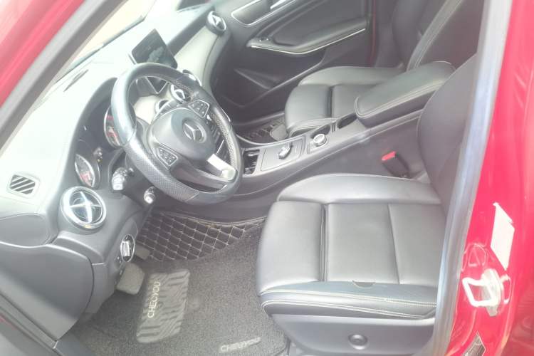 Used Mercedes-Benz GLA 2016 GLA 200 Fashion Model