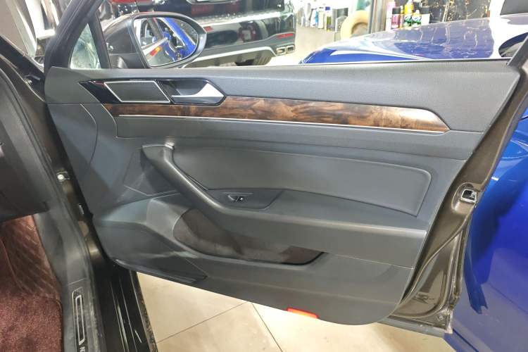 Used Volkswagen Magotan 2019 330TSI DSG Luxury Model China V Standard
