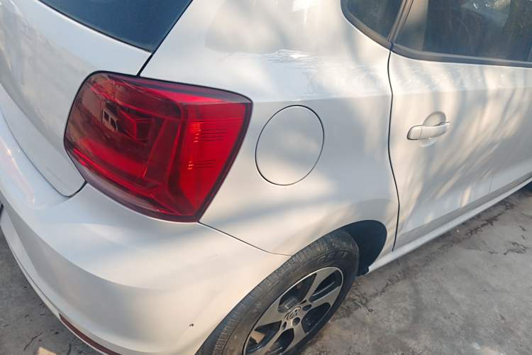 Used Volkswagen Polo 2016 1.4L Manual Fashion Model
