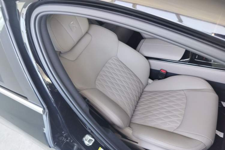 Used BYD Han 2025 DM-i 125KM Prestige Model
