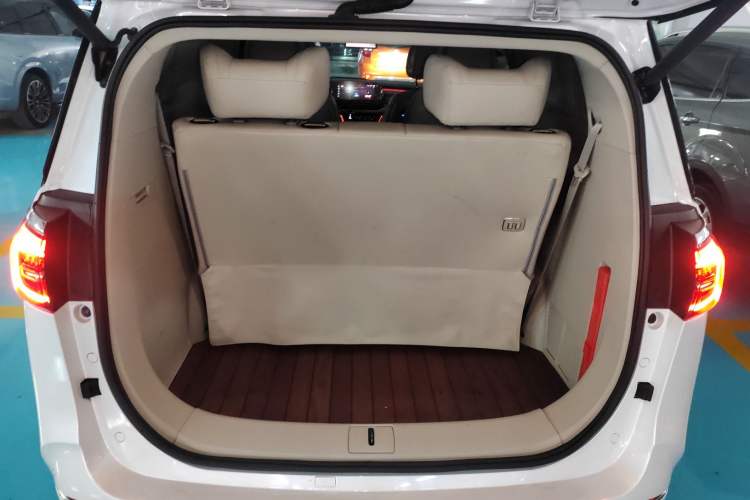 Used Buick GL8 2020 ES Land Cruiser 653T Comfort Edition
