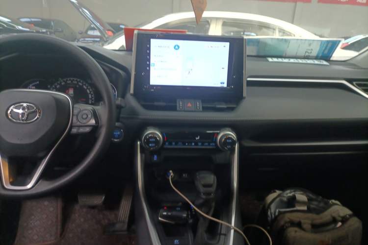 Used Toyota RAV4 2020 Dual-Engine 2.5L E-CVT Two-Wheel Drive Elite Edition