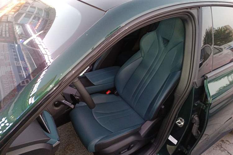 Used MG 7 2023 2.0T Automatic Hunter Luxury Edition
