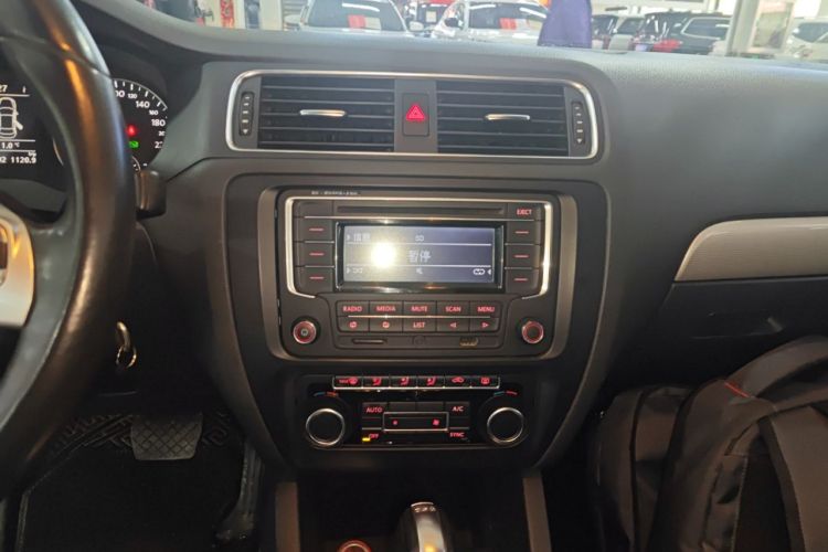 Used Volkswagen Sagitar 2014 1.4TSI Automatic Luxury Model