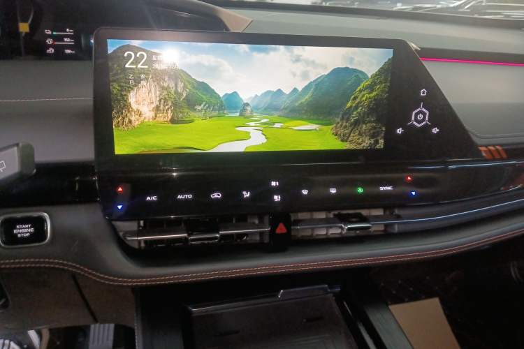 Used Changan UNI-K iDD 2022 Blue Whale iDD 130km 1.5T Prestige Model
