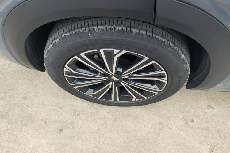 Used  Galaxy Xingjian 7 EM-i 2025 120km Flagship Edition
