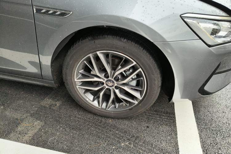 Used BYD Qin PLUS 2021 EV 500KM Premium Model
