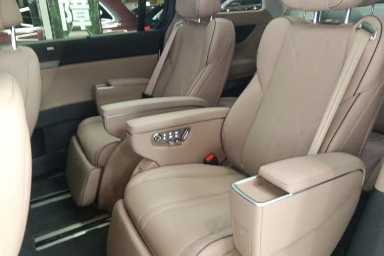 Used XPeng X9 2025 740 Ultra-Long Range Max