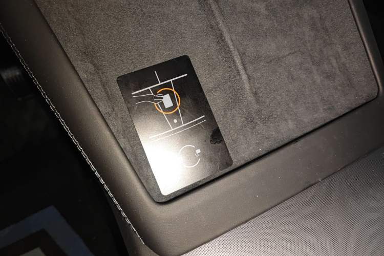 Used Tesla Model 3 2025 Rear-Wheel-Drive Version
