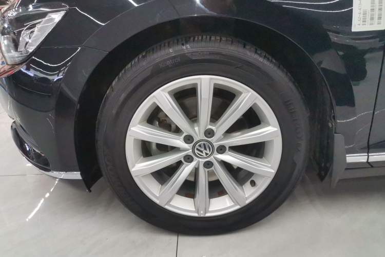 Used Volkswagen Magotan 2019 330TSI DSG Leading Model China VI Standard
