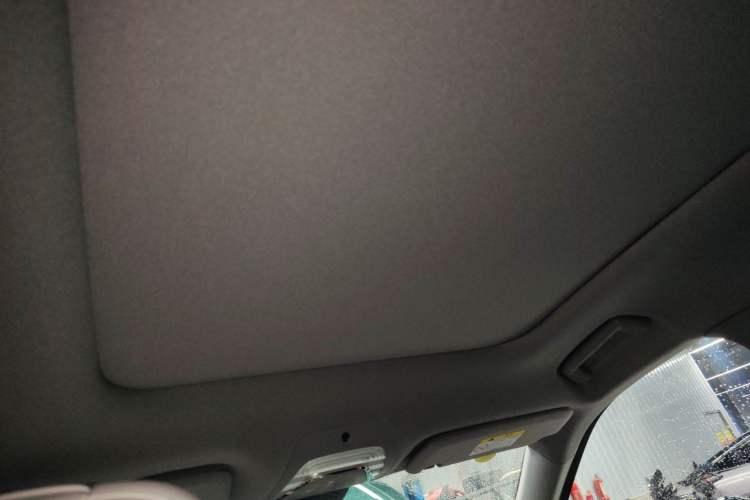 Used VOYAH FREE 2025 318 318 km Rear-Drive Touring Edition
