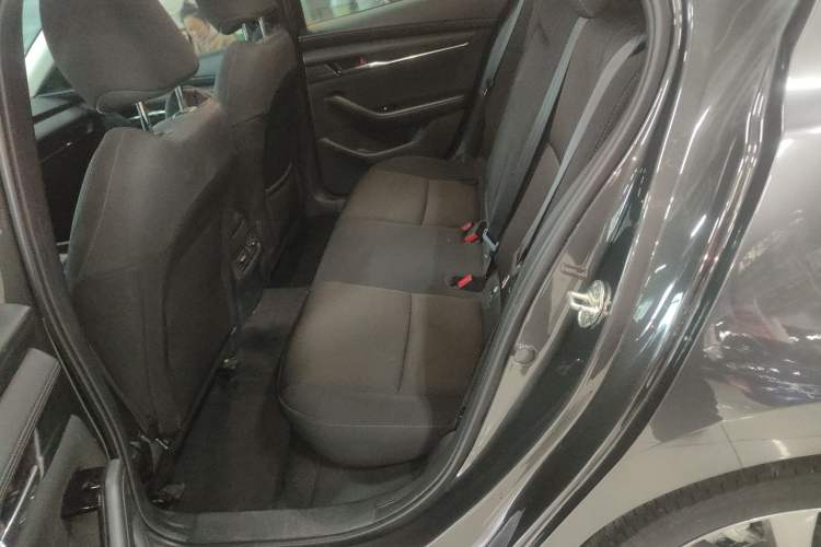 Used Mazda Mazda 3 Axela 2021 2.0L Automatic ZhiXuan Edition
