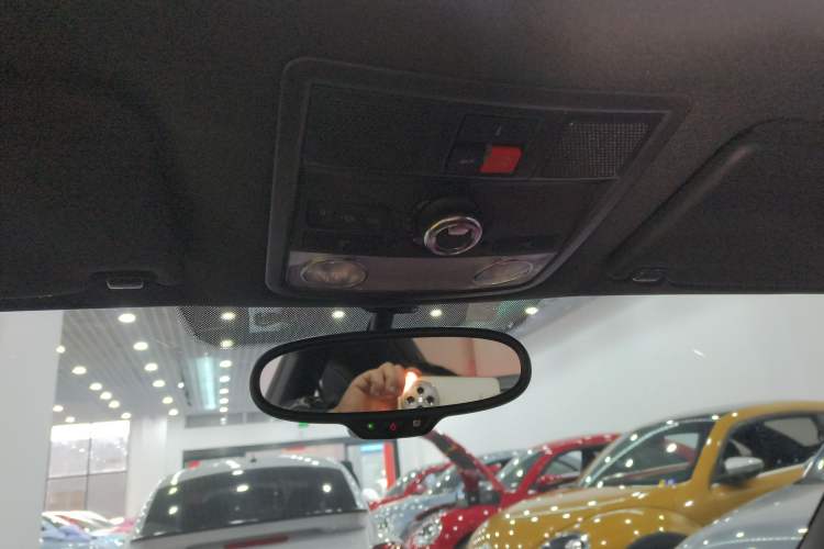 Used Volkswagen Beetle 2014 1.4TSI R-Line
