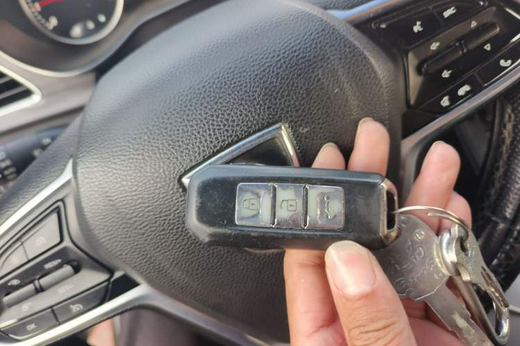 Used Baojun 730 2017 1.5T DCT Flagship Model 7 Seats China V Emission Standard