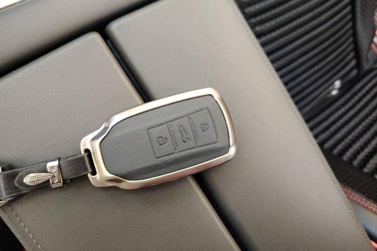 Used Dongfeng Aeolus Yixuan MAX 2021 1.5T Super-Powered Dad Edition
