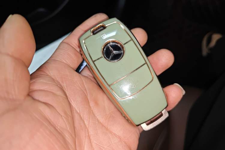 Used Mercedes-Benz E-Class 2021 E 300 L Sporty and Stylish Model
