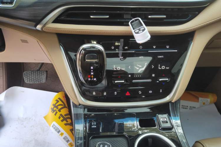 Used Buick GL8 2020 ES Land Cruiser 653T Luxury Model