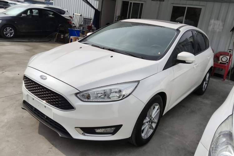 Used Ford Focus 2017 Hatchback 1.6L Automatic Fashion Edition Smart Drive Version