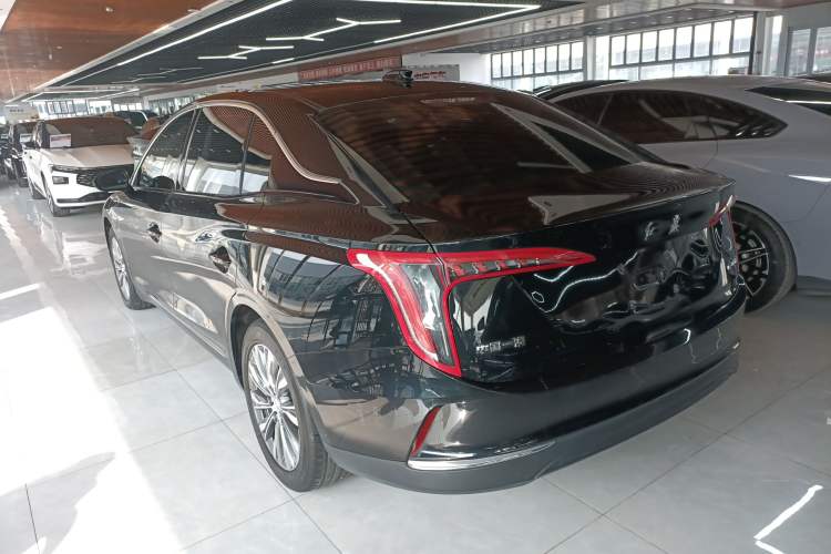 Used Hongqi E-QM5 2022 431 km Charge & Enjoy Edition
