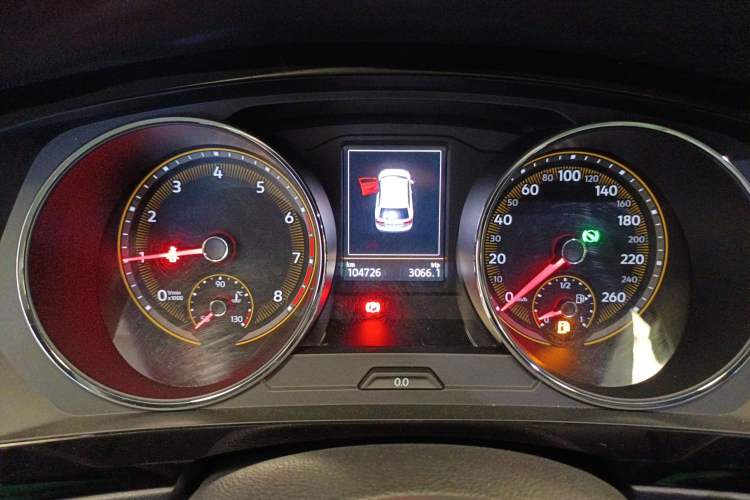 Used Volkswagen Tiguan L 2019 Revised 330TSI Automatic Two-Wheel Drive Smart & Luxury Edition China VI Standard