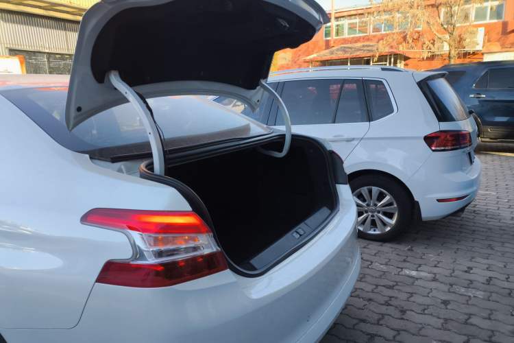 Used Peugeot 408 2018 350THP Automatic Luxury Edition