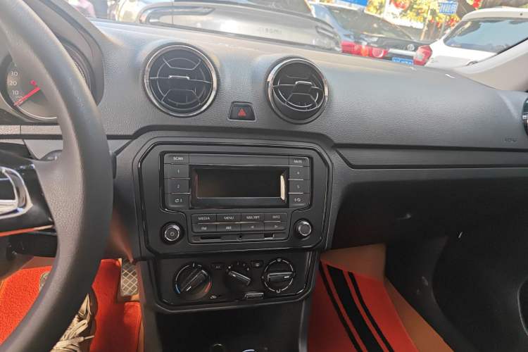 Used Jetta VA3 2020 1.5L Automatic "Upward Life" Edition
