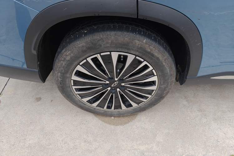 Used Chery Tiggo 8 PLUS C-DM 2025 1.5T 116 km Prestige Version 5 Seats