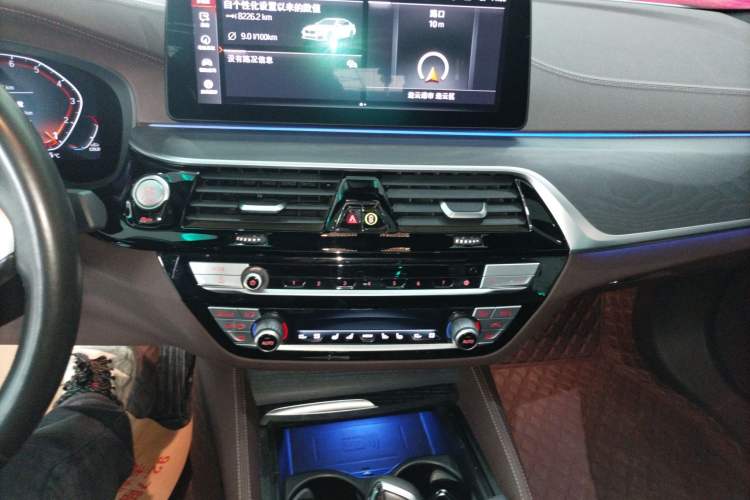 Used BMW 5 Series 2022 Restyled 530Li Luxury Edition M Sport Package
