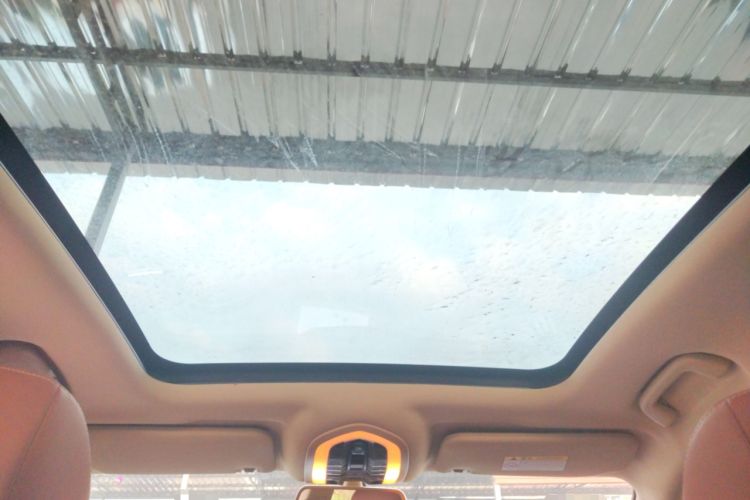 Used Zotye SR9 2017 2.0T Automatic Ultimate Light Edition