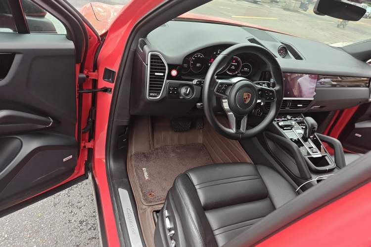 Used Porsche Cayenne 2019 Cayenne Coupé 3.0T
