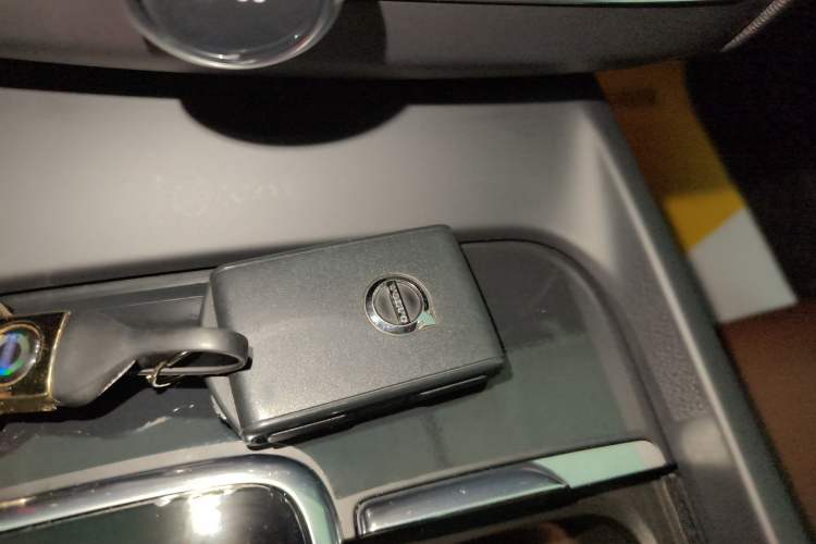 Used Volvo XC60 2022 B5 4x4 Zhiyi Luxury Edition
