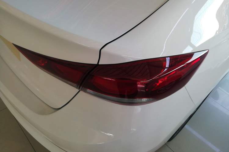 Used Hyundai Elantra 2016 1.6L Automatic ZhiXuan – Elite Version
