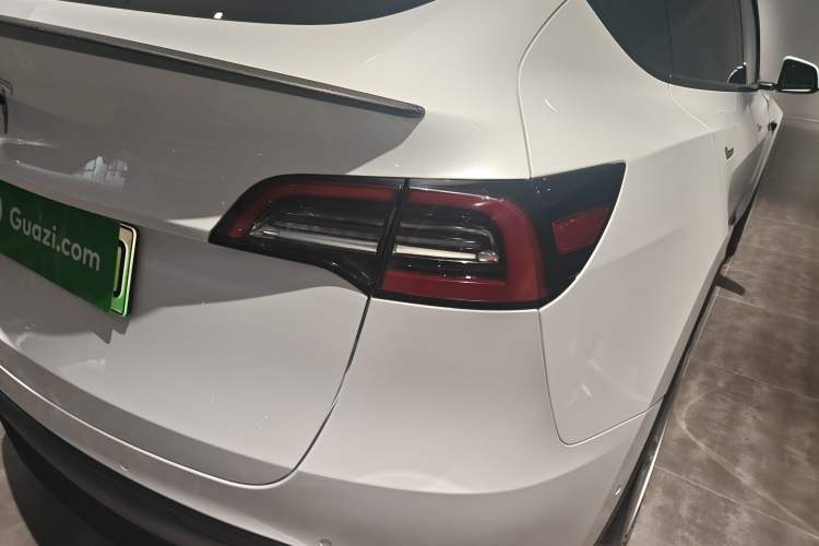 Used Tesla Model Y 2022 Rear-Wheel-Drive Version
