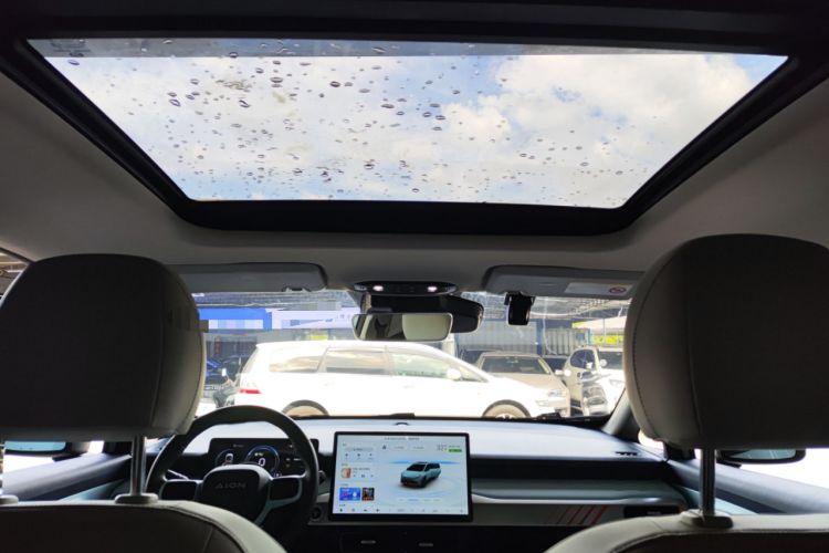 Used AION Y 2021 70 Enjoyment Tech Edition
