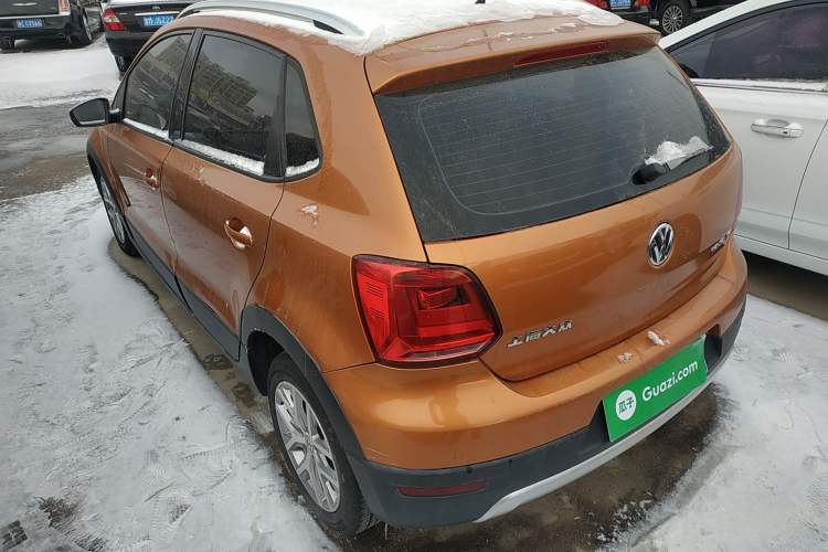 Used Volkswagen Polo 2014 1.6L Cross Polo Automatic
