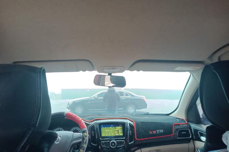 Used Baojun 730 2014 1.5L manual Comfort ESP version 7 seats
