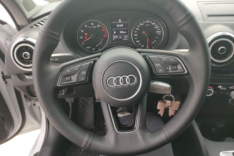 Used Audi A3 2019 Limousine 35 TFSI Fashion Edition China V standard