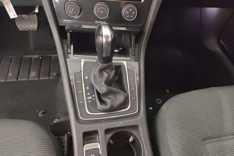 Used Volkswagen Golf 2018 1.6L Automatic Comfort Model
