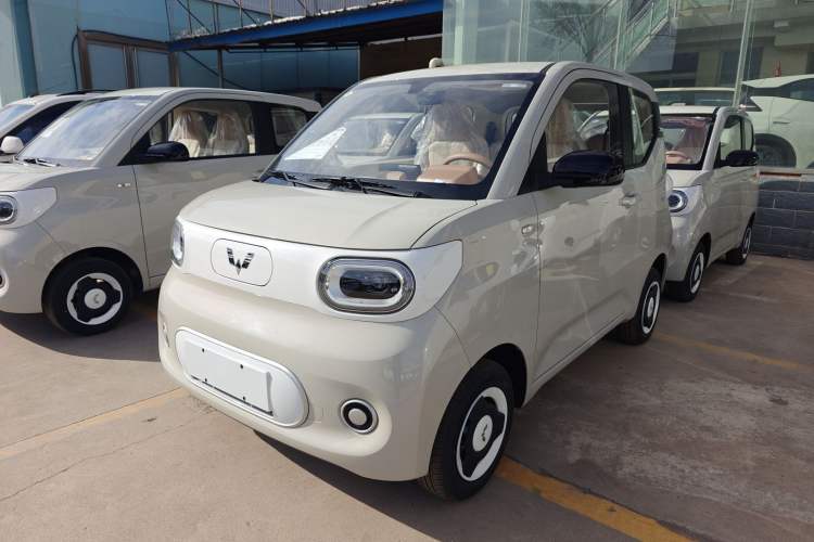 Used Wuling Hongguang MINIEV 2024 3rd Generation 215km Youth Edition